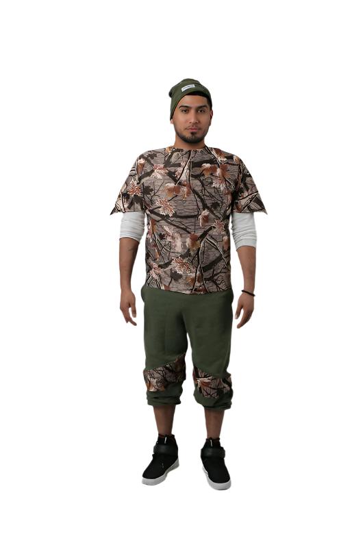 Samurai CutandSew 2 piece sets. HandMade in different sizes and variations of colors,styles available. The design is our original twist on the modern day Urban Samurai. The significance of his path is relateable to streetwear. The garnent is his armor. Which becomes his iniform. The job of the Samurai is to command respect and honor while cuting down snakes in the grass. His journey never ends by choosing his Weapon of Choice he is committed to this lifestyle and mission. 